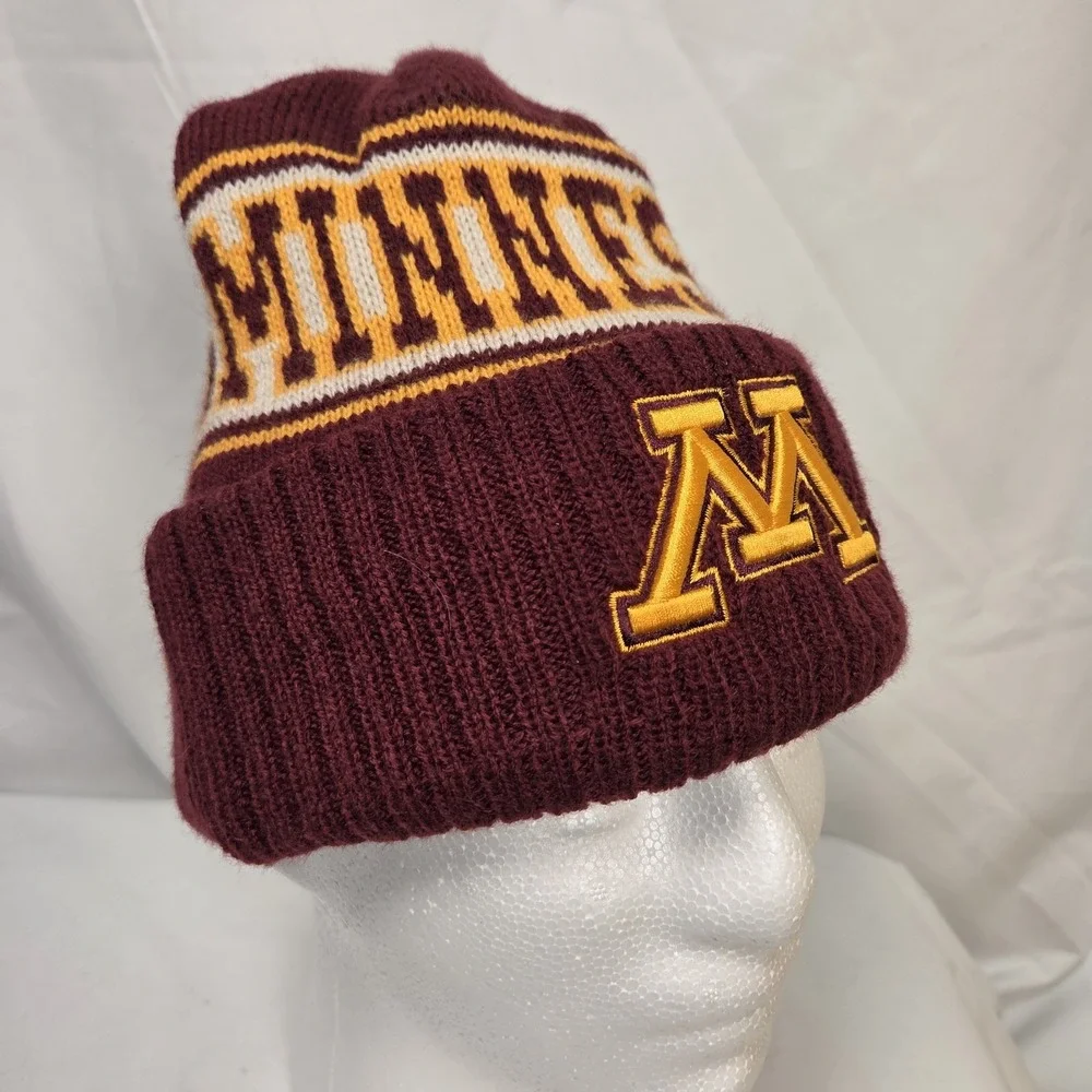 Minnesota Golden Gophers New Era Banner Knit Beanie